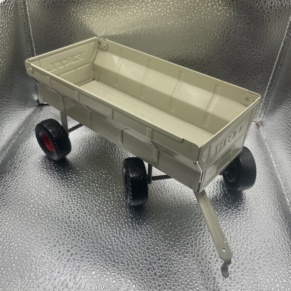 Vintage Ertl Grain Feed Wagon Trailer Farming Toy's  Pressed Steel (1054) - Picture 2 of 16